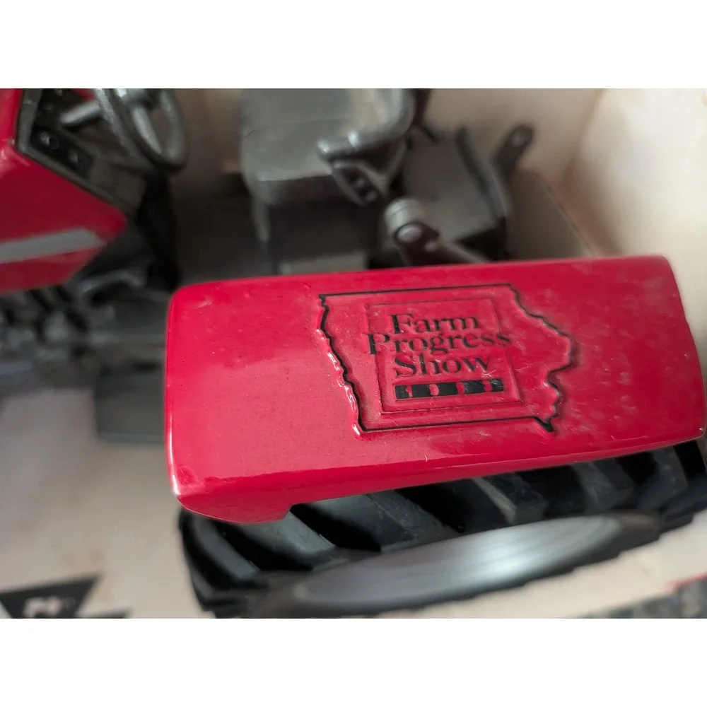 Scale Models Massey Ferguson 1100 Tractor 1993 Farm Progress Show Die Cast USA